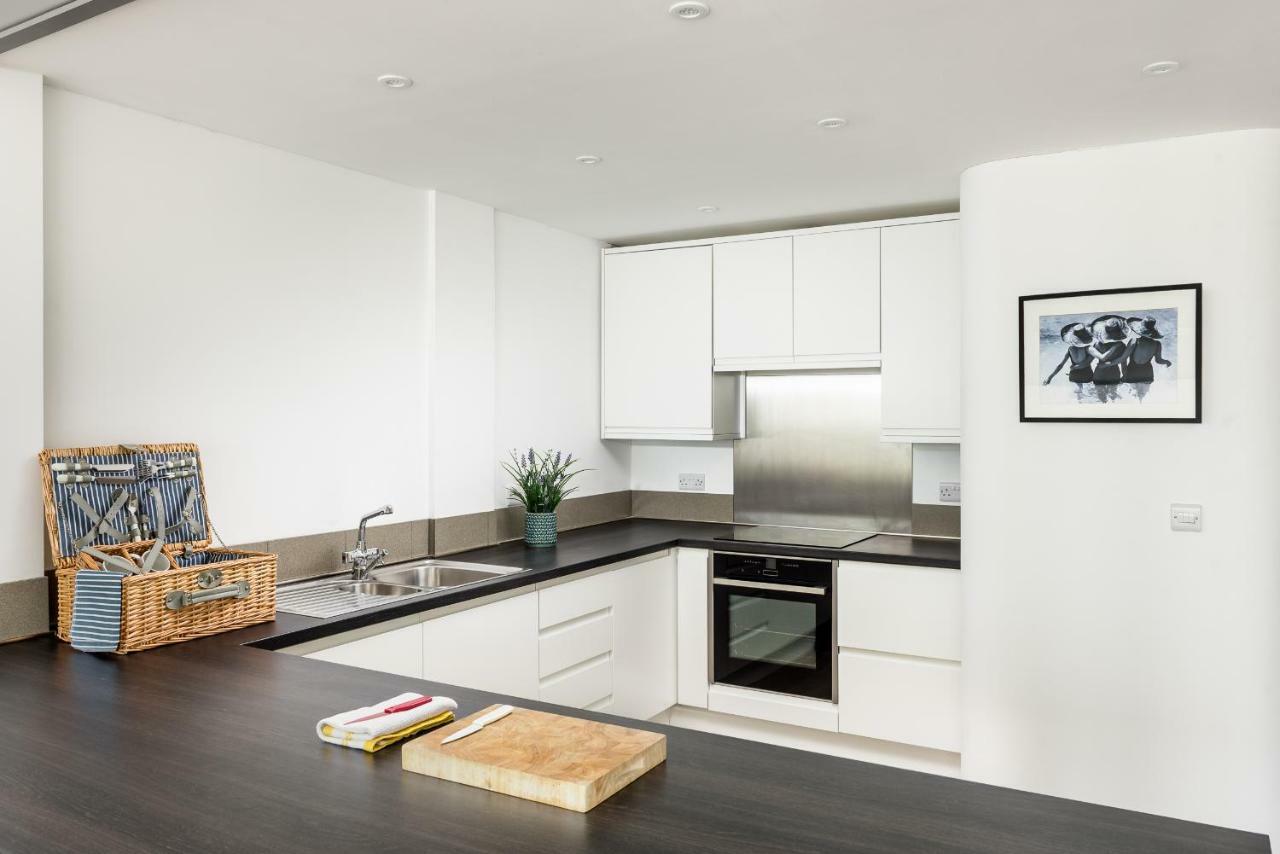 Lancing Beach Apartment. מראה חיצוני תמונה